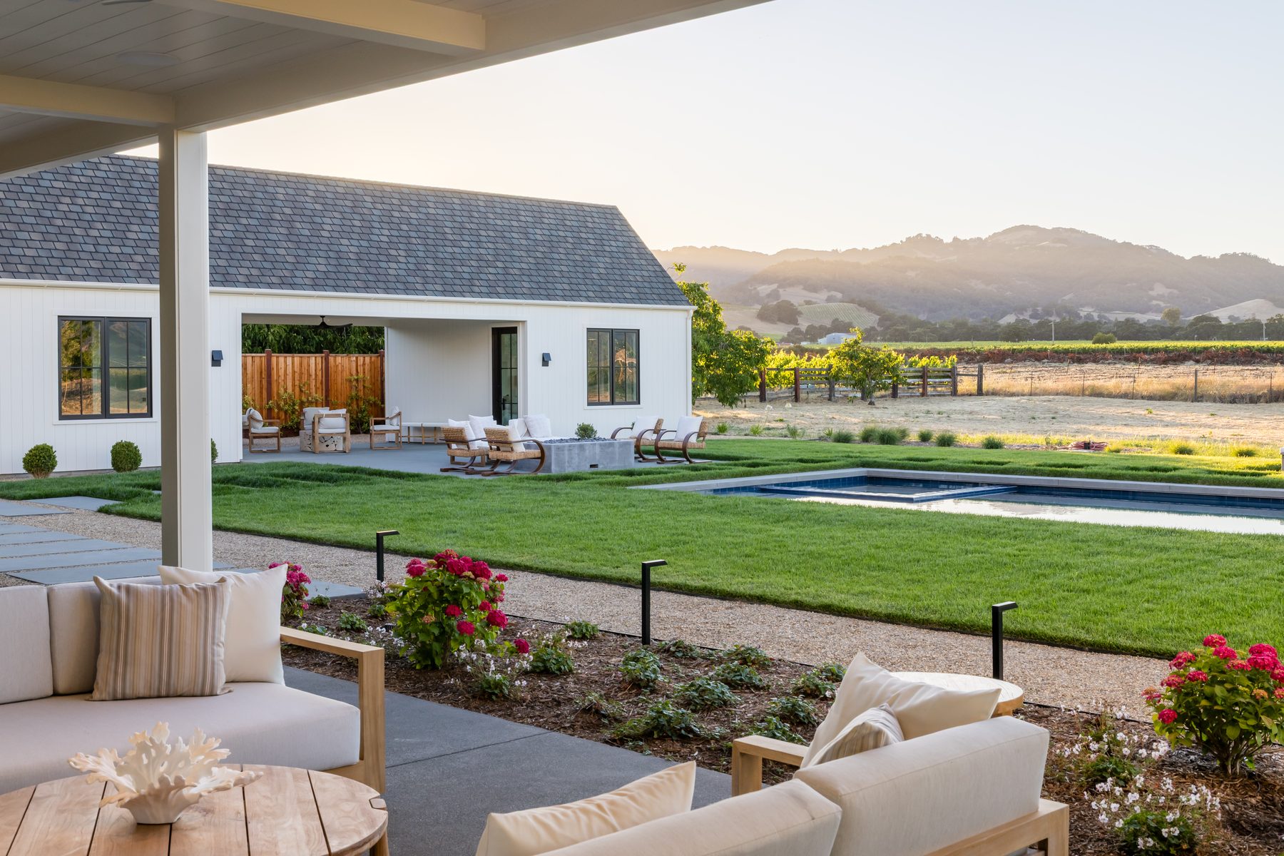 Covered outdoor entertaining terrace